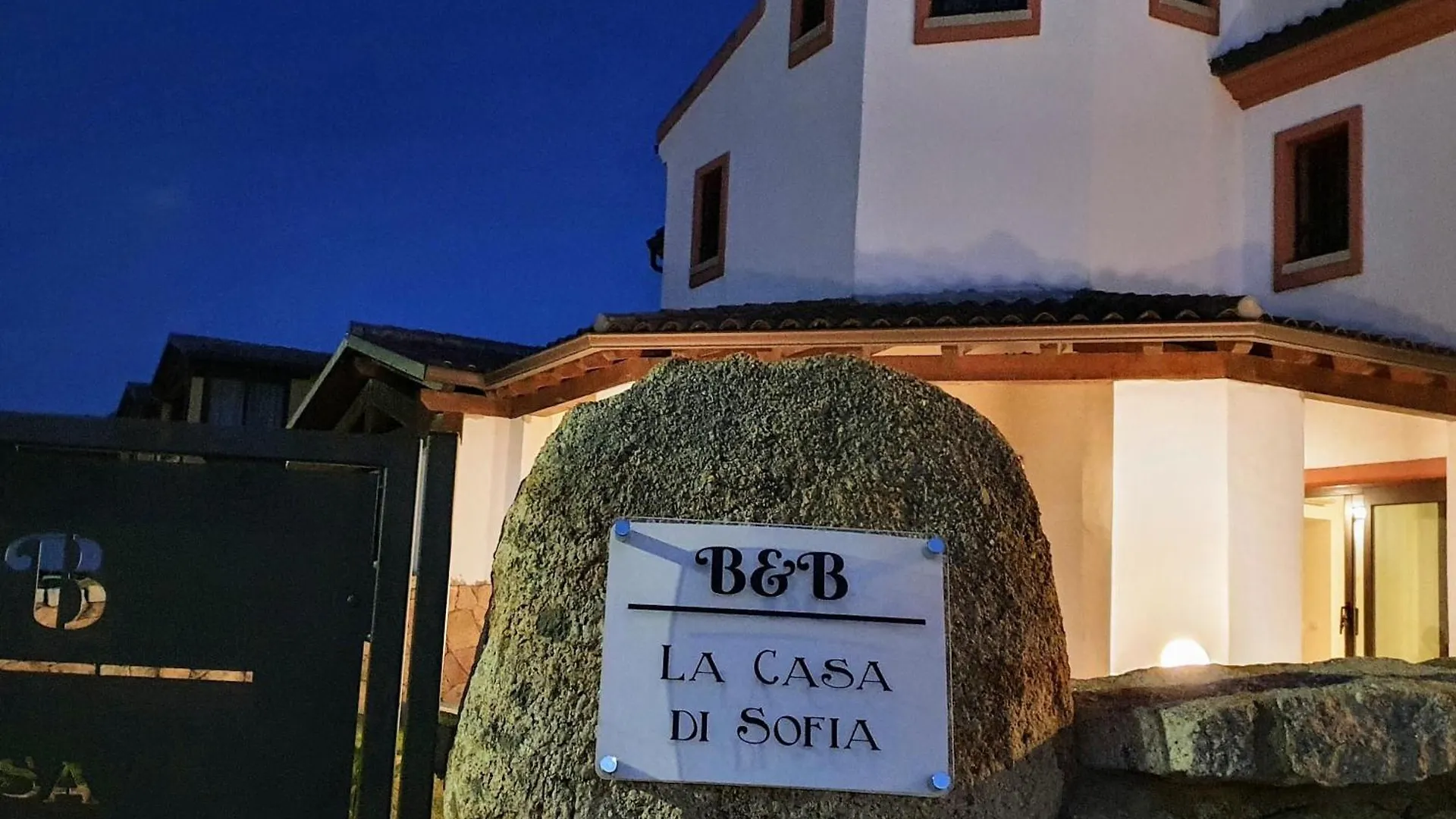 La Casa Di Sofia Hotel Olbia 0*,  Italy